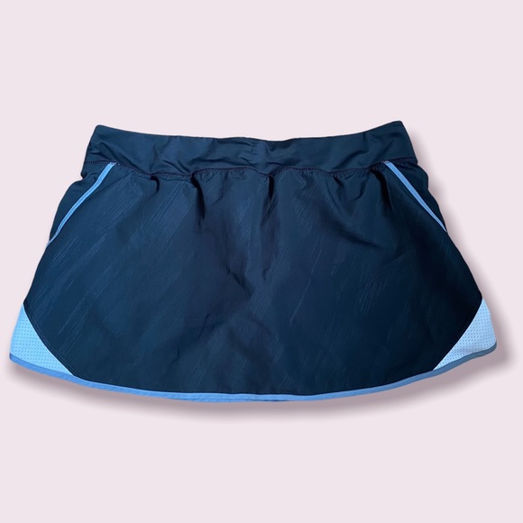 Champion Skort - Picture 2 of 6